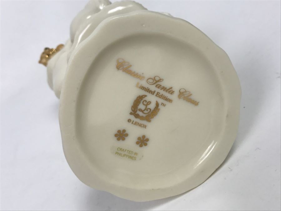 LENOX Classic Santa Claus Figurine [Photo 9]