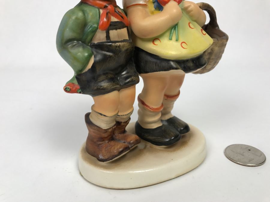 Vintage Hummel Figurine To Market 49/0 Germany [Photo 11]