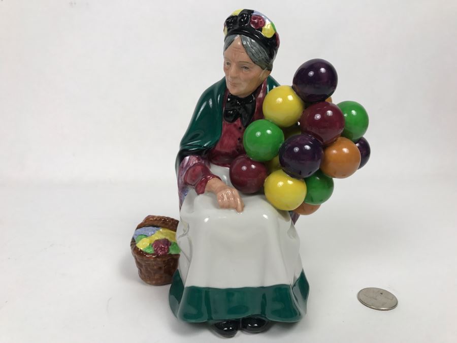 Vintage Royal Doulton Figurine The Old Balloon Seller HN 1315