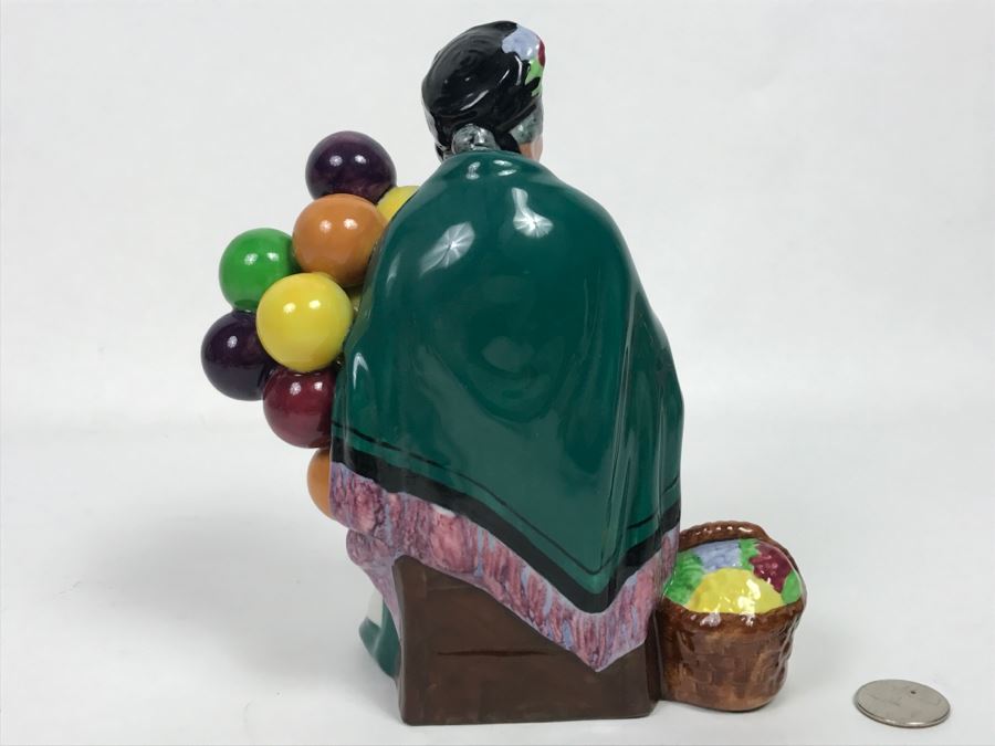 Vintage Royal Doulton Figurine The Old Balloon Seller HN 1315 [Photo 6]