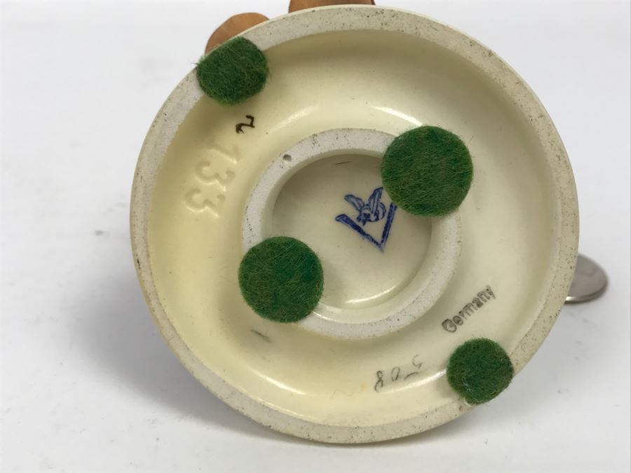 Vintage Hummel Figurine Mother's Helper 133 Germany [Photo 2]