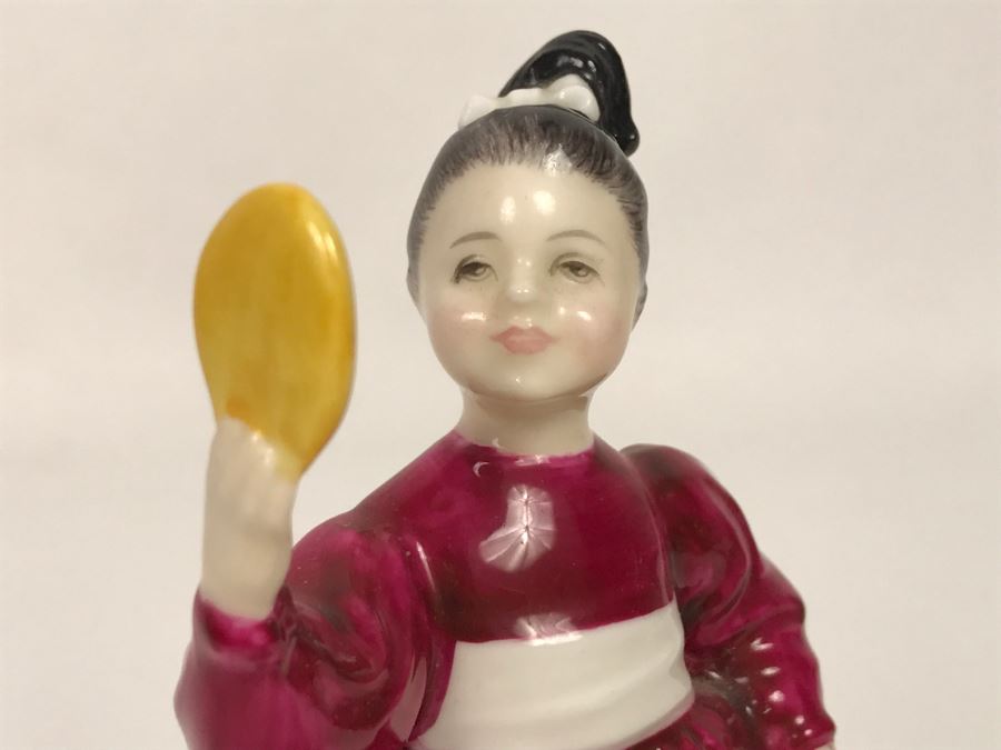 Vintage Royal Doulton Figurine Vanity HN 2475 [Photo 7]