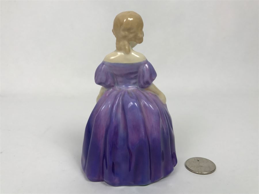 Vintage Royal Doulton Figurine Marie HN 1370 Signed M.T. [Photo 8]