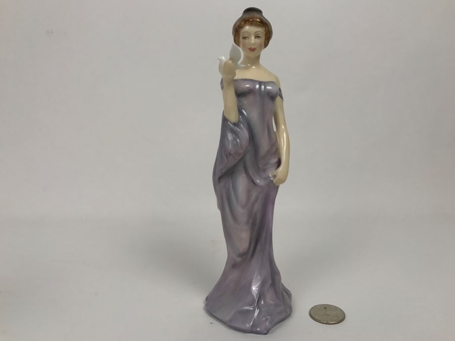 Vintage Royal Doulton Figurine Harmony HN 2824 [Photo 3]