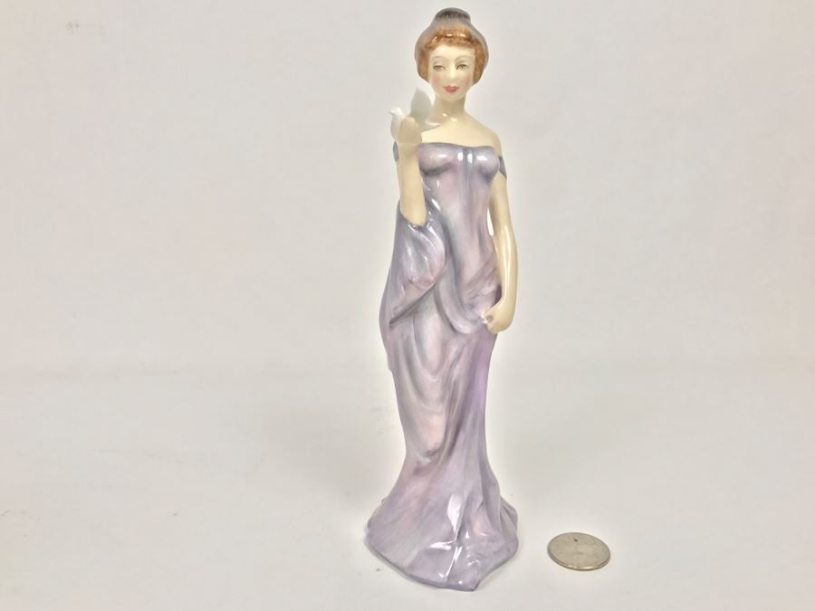 Vintage Royal Doulton Figurine Harmony HN 2824 [Photo 2]