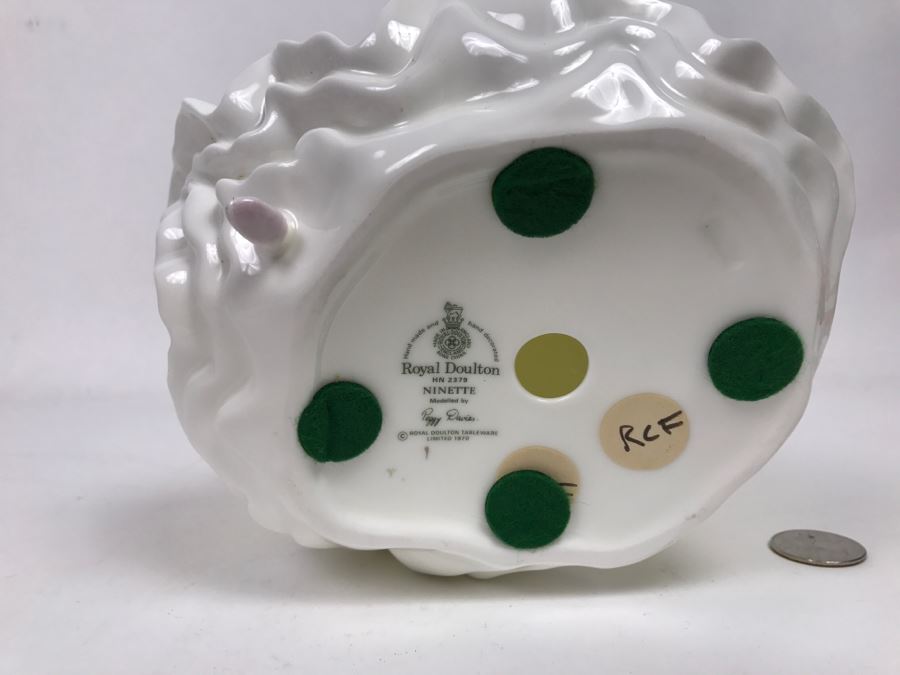 Vintage Royal Doulton Figurine Ninette Modelled By Peggy Davies HN 2379 [Photo 11]