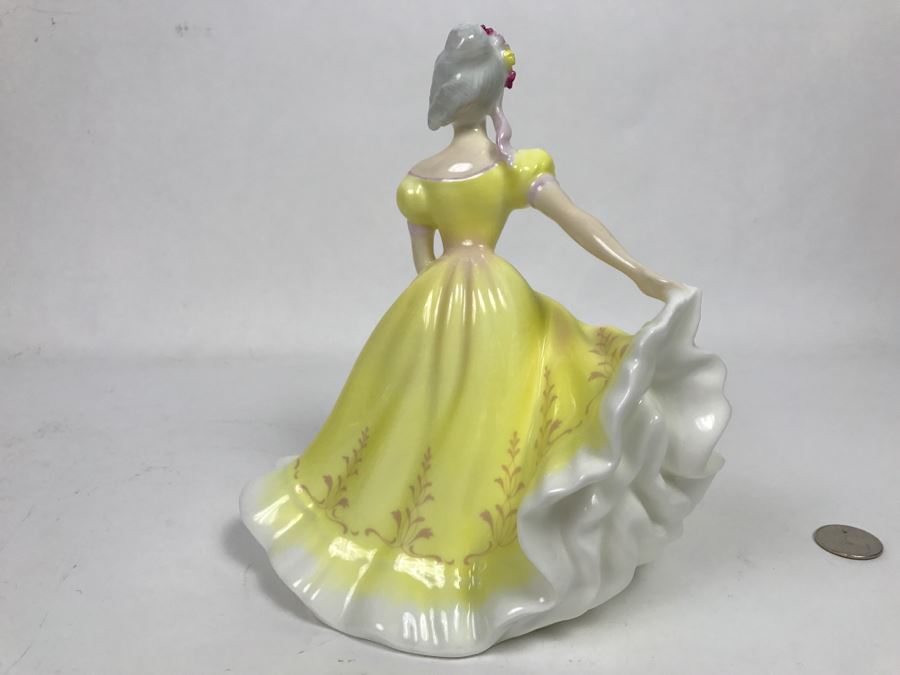 Vintage Royal Doulton Figurine Ninette Modelled By Peggy Davies HN 2379 [Photo 8]