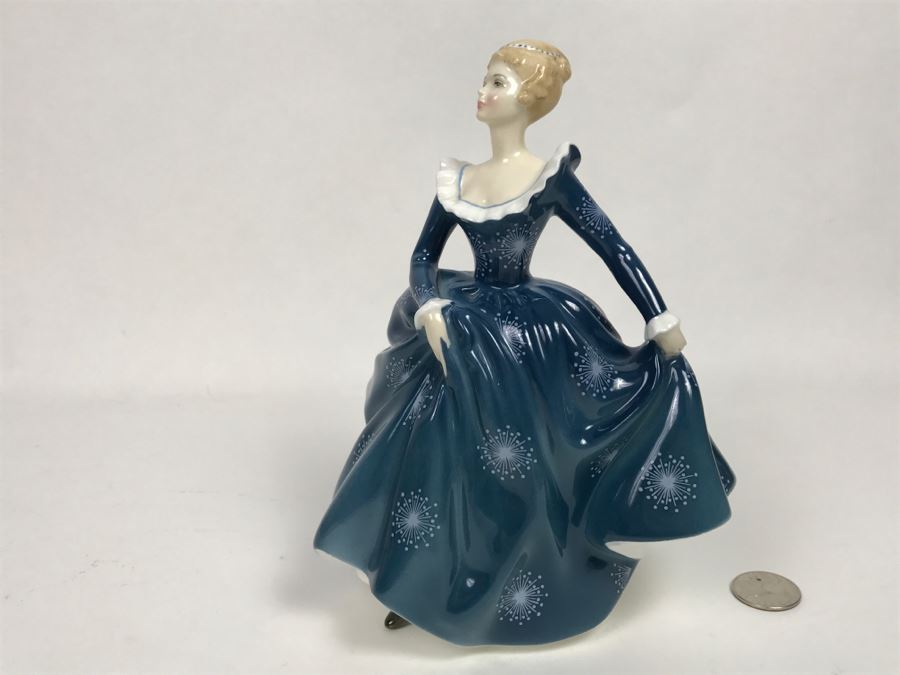 Vintage Royal Doulton Figurine Fragrance HN 2334