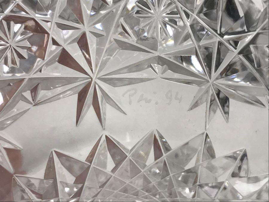 Stunning Cut Crystal Bowl [Photo 8]