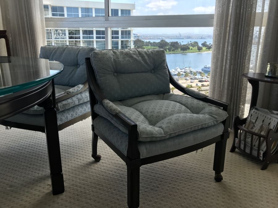 Mid-Century Round Glass Top Dining Table With Wooden Base And (4) Chairs On Casters [Photo 14]