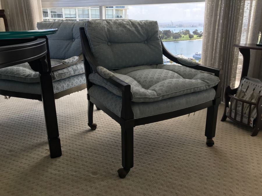 Mid-Century Round Glass Top Dining Table With Wooden Base And (4) Chairs On Casters [Photo 15]