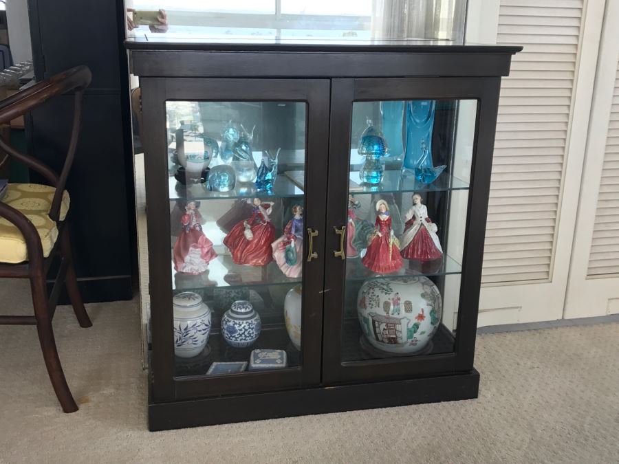 Small Chinoiserie Curio Display Cabinet [Photo 4]