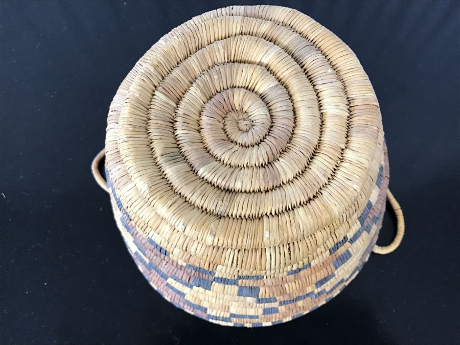 Vintage Native American Style Woven Basket [Photo 6]