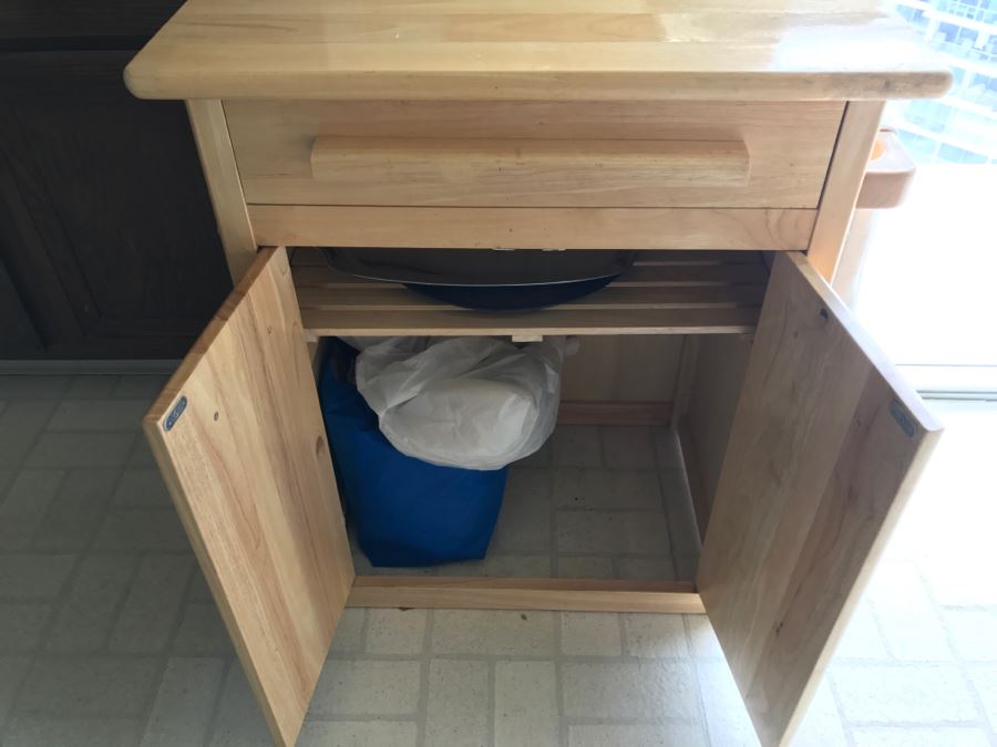 Contemporary Butcher Block Island Cabinet [Photo 7]