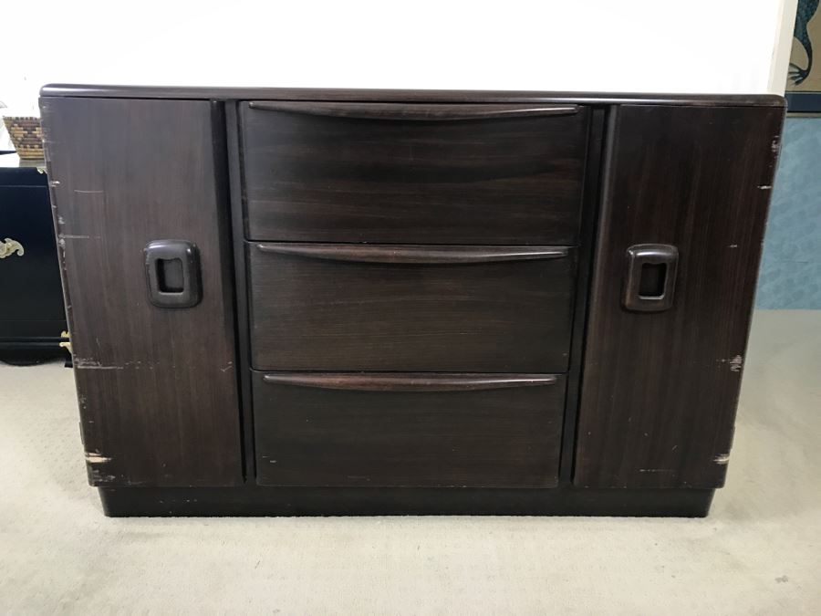 UPDATE - Mid-Century Modern Heywood-Wakefield Chest Of Drawers Cabinet Sold Empty - Great Stereo Cabinet (Sides Of Both Doors Have Scratches) [Photo 1]