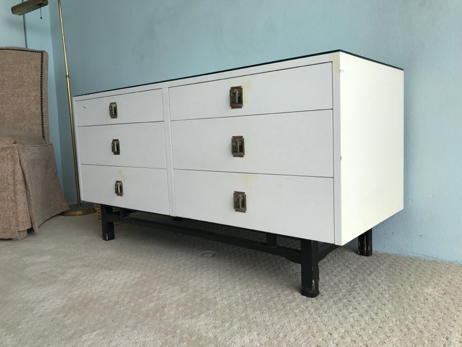 Mid-Century Modern 6-Drawer Chest Of Drawers Dresser With Glass Top By Kalpe Inglewood, CA [Photo 1]