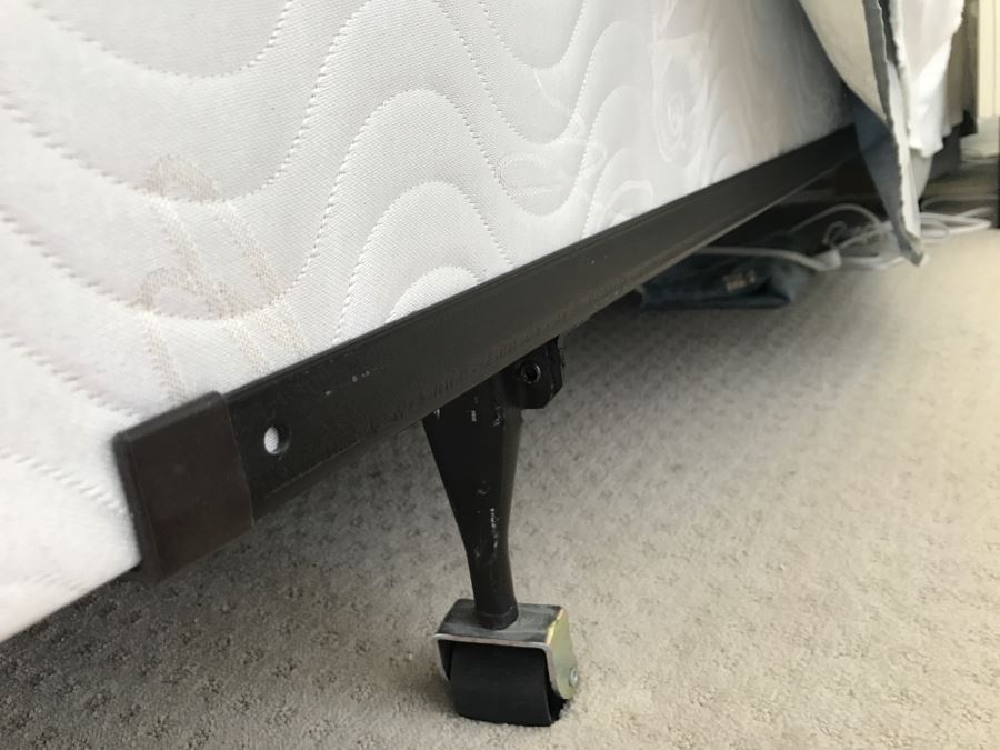 UPDATE - Vintage Blue Tufted Queen Size Headboard And Metal Bed Frame (Does Not Include Vintage Quilt, Queen Size Banner Mattress And Box Spring) [Photo 15]