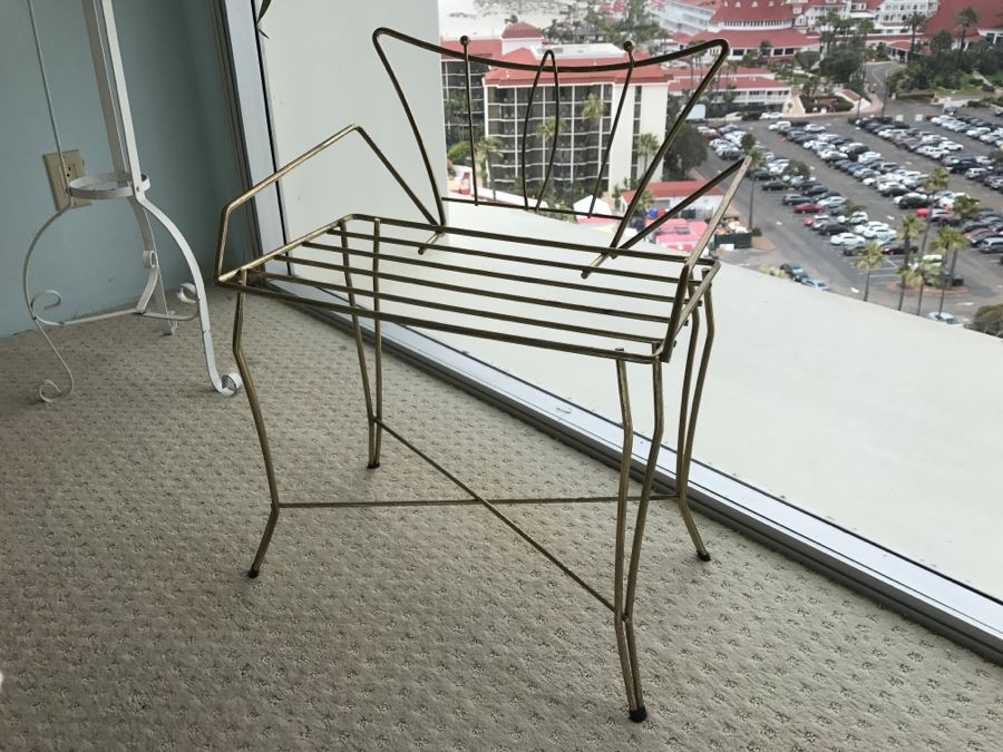 Mid-Century Modern Metal Vanity Seat Chair [Photo 4]