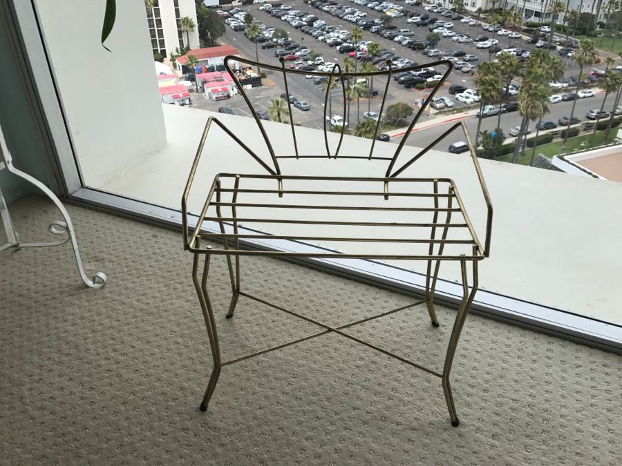 Mid-Century Modern Metal Vanity Seat Chair [Photo 3]