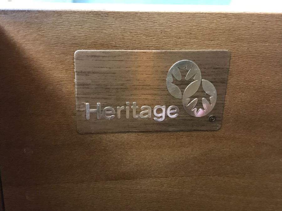 Vintage Drexel Heritage Chinoiserie Cabinet - Great For A Bar - Sold Empty [Photo 11]