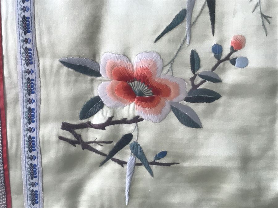 Set Of (3) Vintage Chinese Embroideries Featuring Birds, Trees And Flowers [Photo 16]
