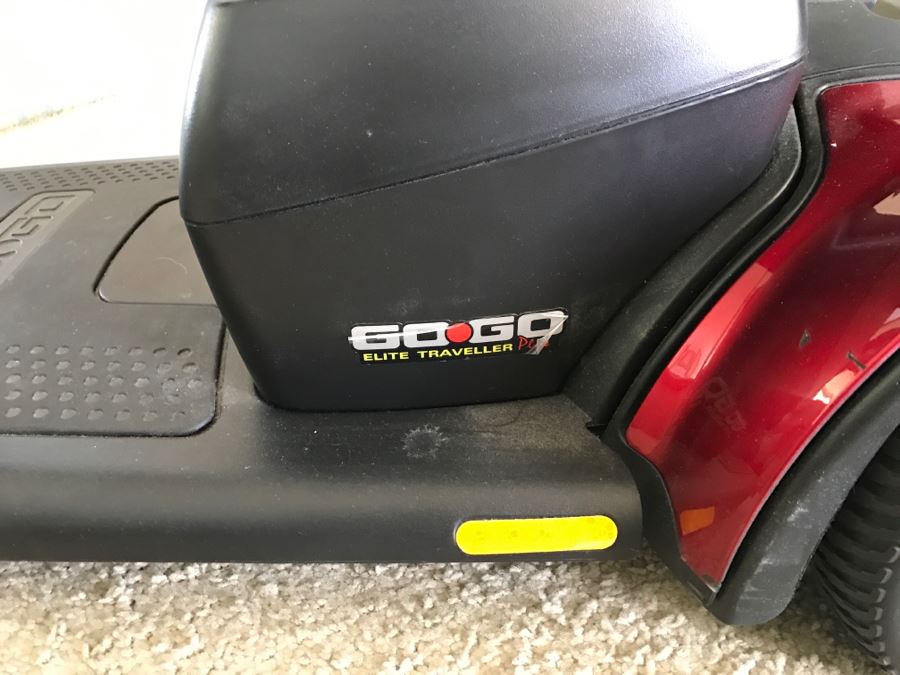 Pride Mobility Scooters Go Go Elite Traveller Plus With Manuals [Photo 5]