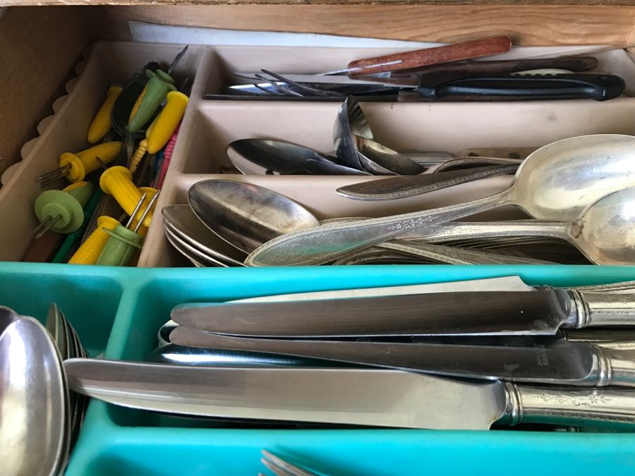 1847 Rogers Bros Flatware Set And Various Utensils [Photo 8]