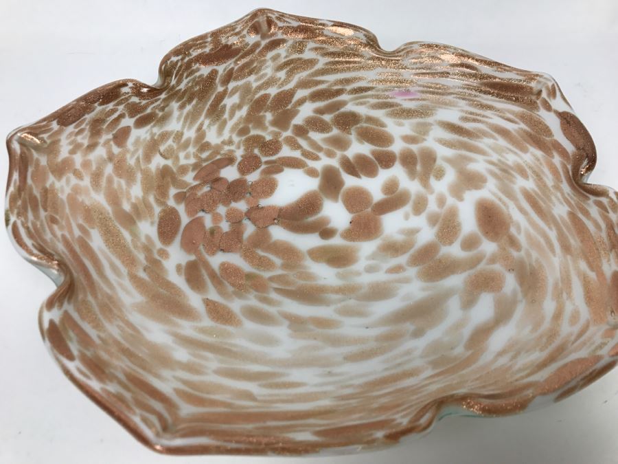 Murano Art Glass Bowl With Gold Tone Flakes [Photo 4]