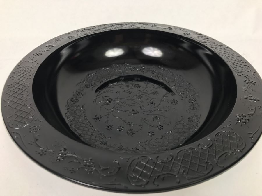 Footed Amethyst Glass Bowl With Floral Relief Design [Photo 3]