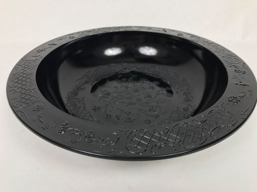 Footed Amethyst Glass Bowl With Floral Relief Design [Photo 2]