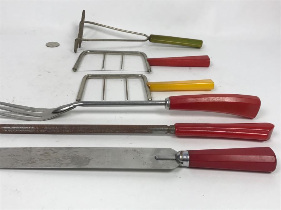 Vintage Kitchen Utensils With Bakelite Handles