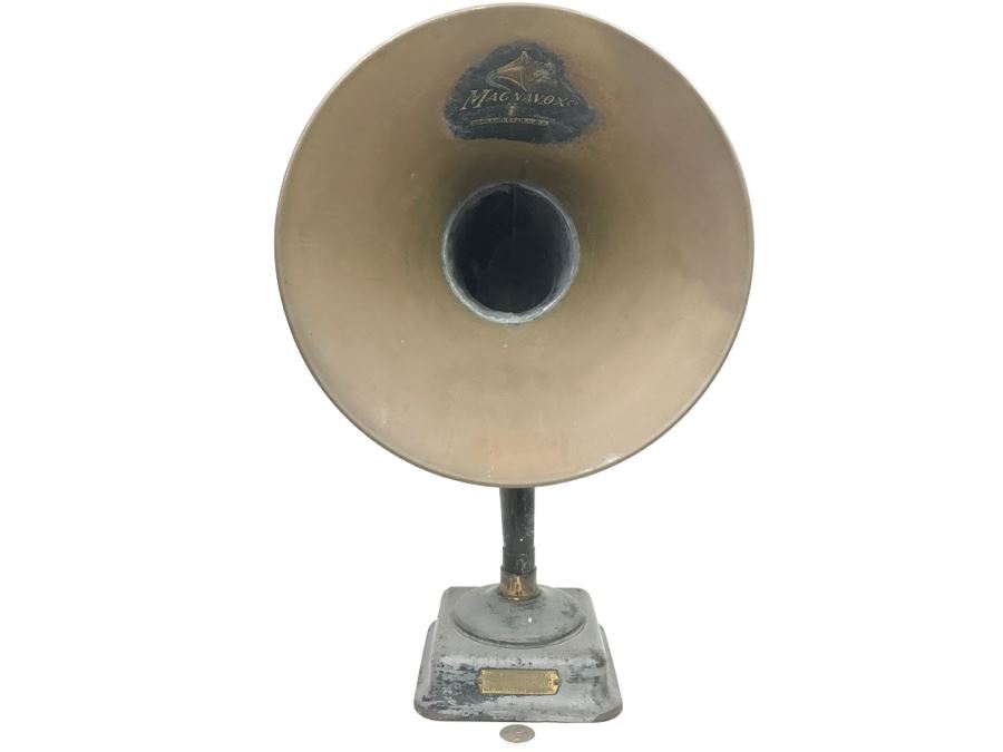 Vintage Magnavox Radio Type M-4 With Brass Horn Needs Rewiring [Photo 1]