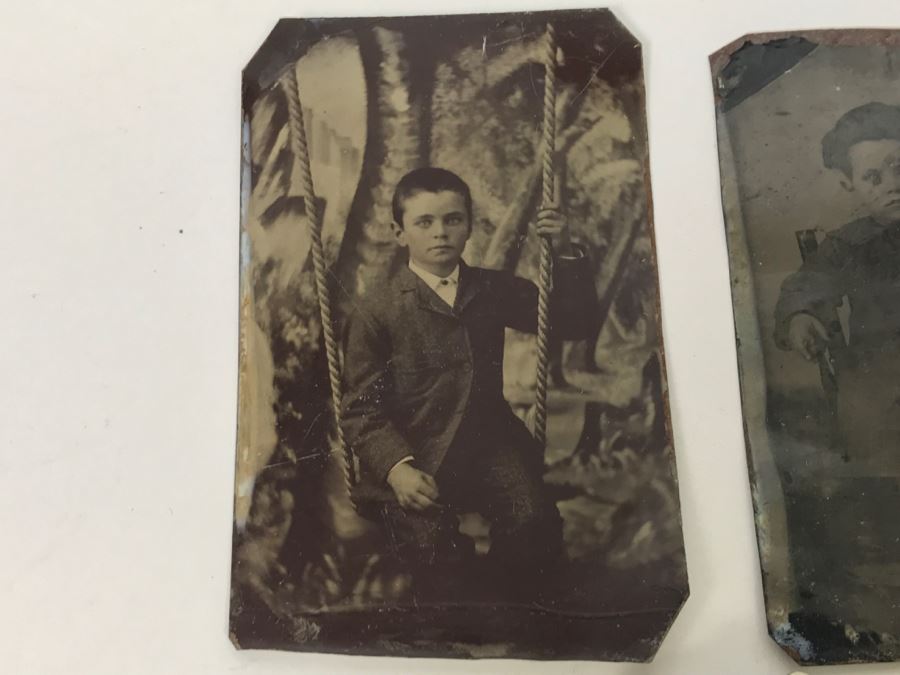 Vintage Marshal Dodge City Badge And Pair Of Old Tin Photos [Photo 3]