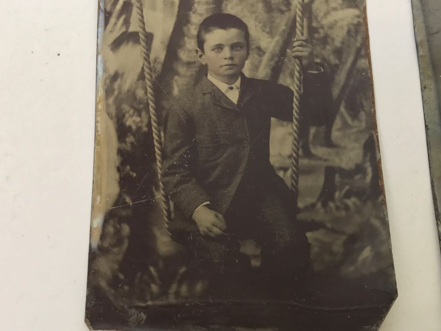 Vintage Marshal Dodge City Badge And Pair Of Old Tin Photos [Photo 4]