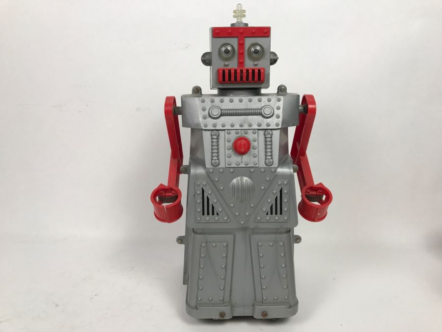 Vintage Mechanical Wind-Up Robot For Display - Not Working [Photo 2]