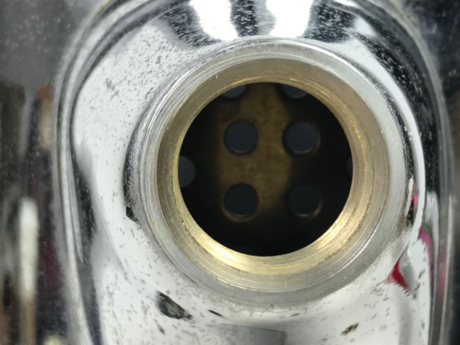 LB Chromium Plated Cocktail Shaker With Handle And Spout [Photo 8]