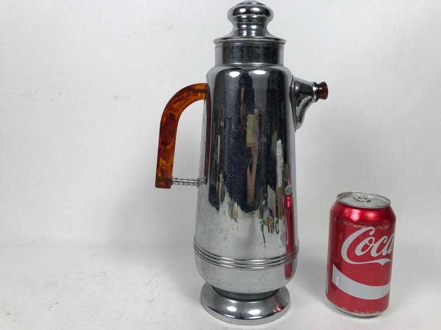 LB Chromium Plated Cocktail Shaker With Handle And Spout