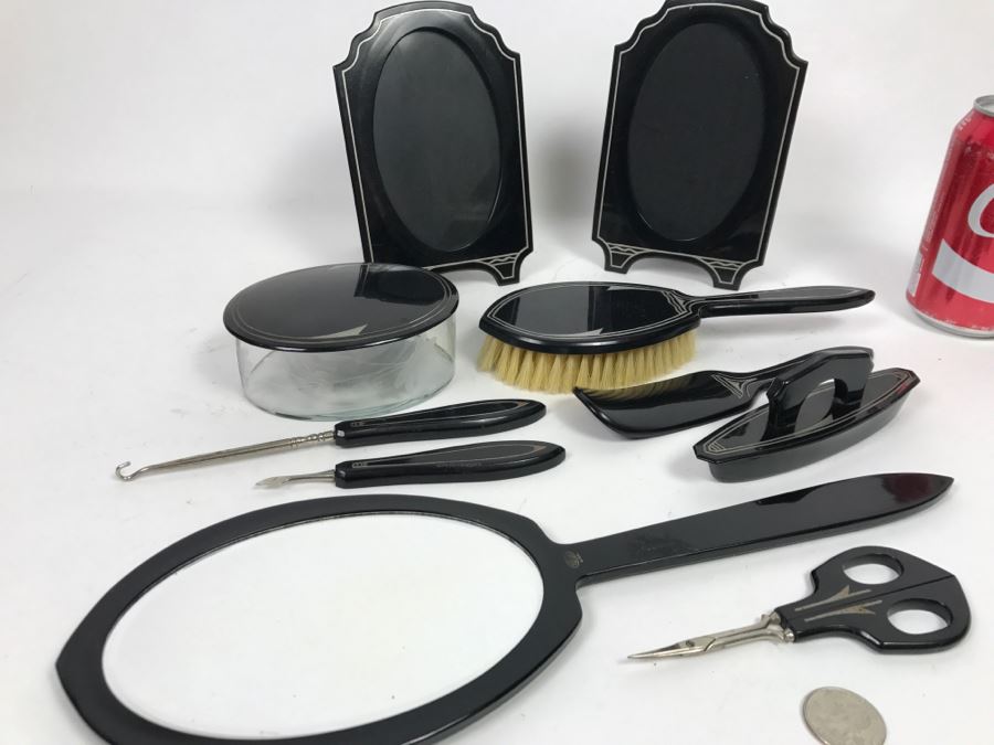 Vintage 1920's Art Deco Vanity Set [Photo 2]