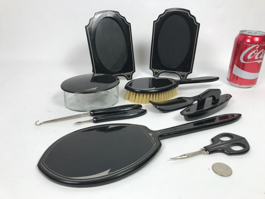 Vintage 1920's Art Deco Vanity Set [Photo 12]