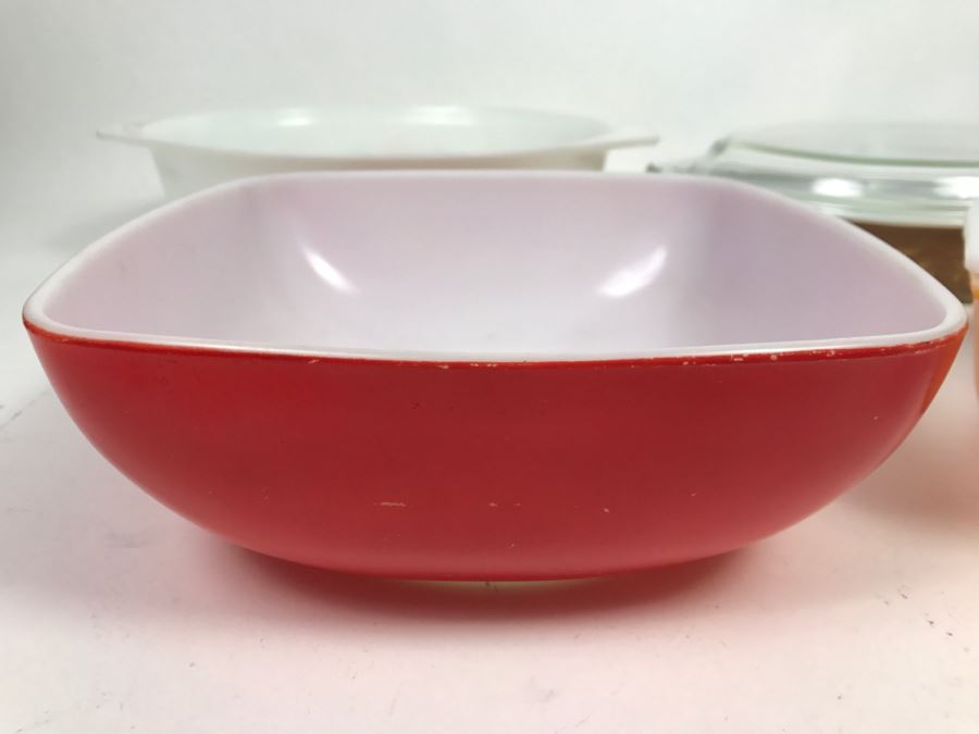 Set Of (5) Vintage Pyrex Dishes And Bowls Some With Lids [Photo 12]