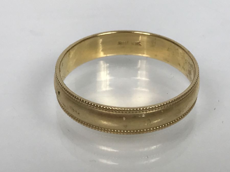 JUST ADDED - 10K Yellow Gold Wedding Band Ring 2g FMV $50 [Photo 4]