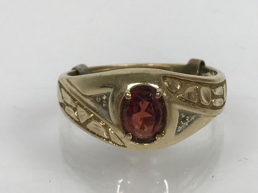 JUST ADDED - 14K Yellow Gold Red Garnet Men's Ring 3.4g FMV $85 [Photo 4]
