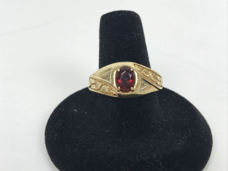 JUST ADDED - 14K Yellow Gold Red Garnet Men's Ring 3.4g FMV $85 [Photo 1]
