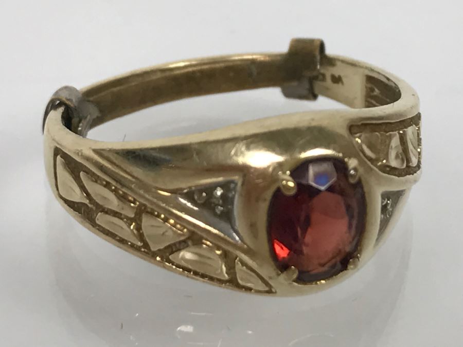 JUST ADDED - 14K Yellow Gold Red Garnet Men's Ring 3.4g FMV $85 [Photo 8]