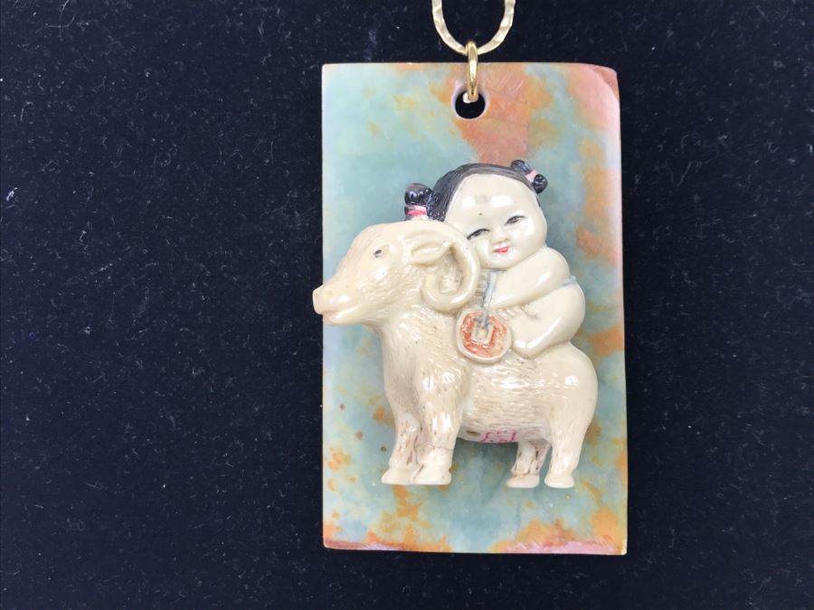 JUST ADDED - Signed Asian Painted Figure On Unidentified Stone With Gold Plated Chain [Photo 3]