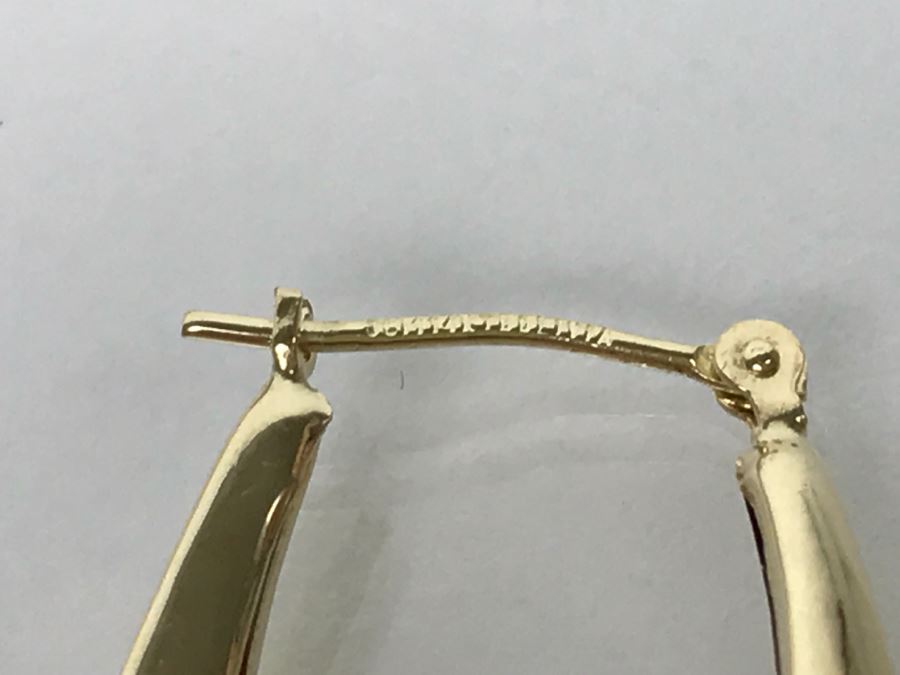 Pair Of Signed 14k Yellow Gold Earrings 8.2g