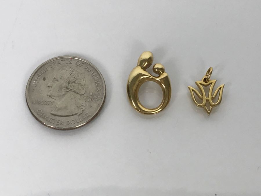 Pair Of 14k Yellow Gold Pendants Mother And Child Pendant And Bird Pendant 2.8g [Photo 4]