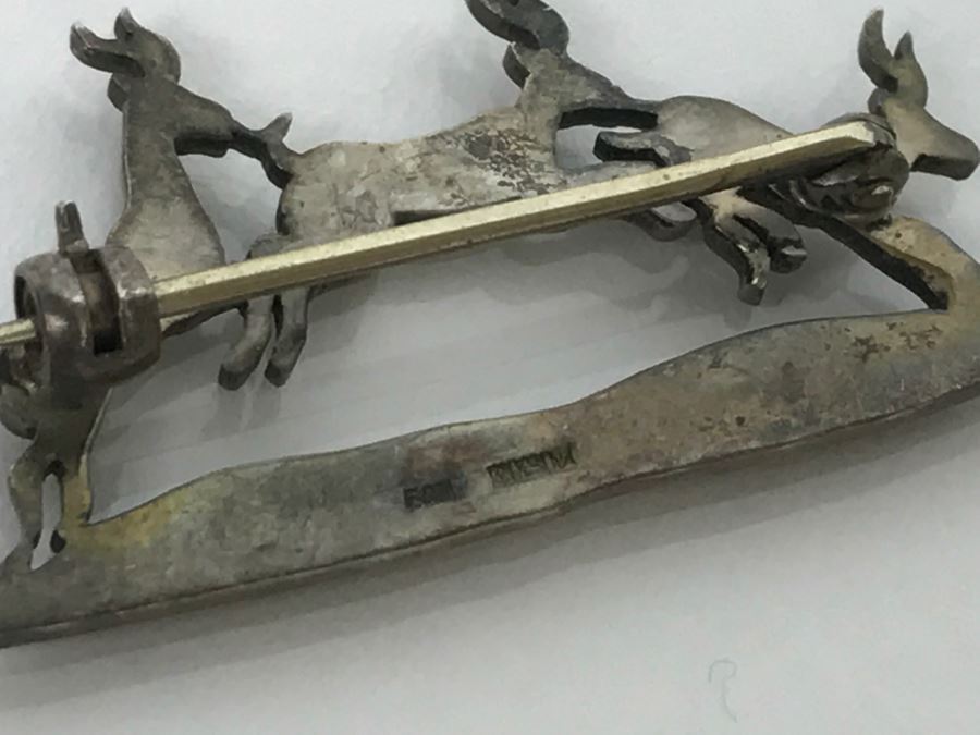 Pair Of Sterling Silver Brooches Pins Hummingbird Hand & Hammer And Jumping Reindeer 10.3g [Photo 10]