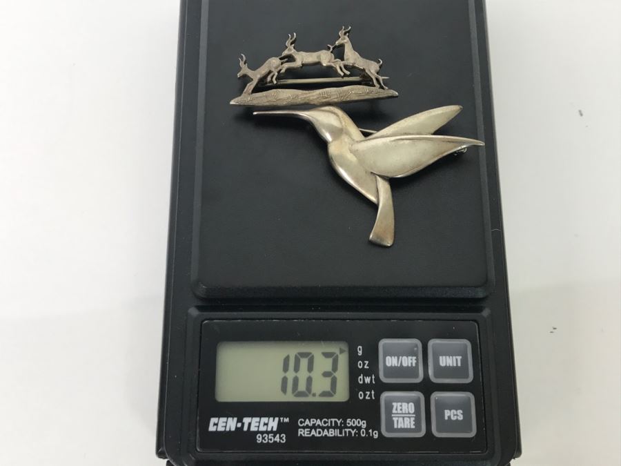 Pair Of Sterling Silver Brooches Pins Hummingbird Hand & Hammer And Jumping Reindeer 10.3g [Photo 12]