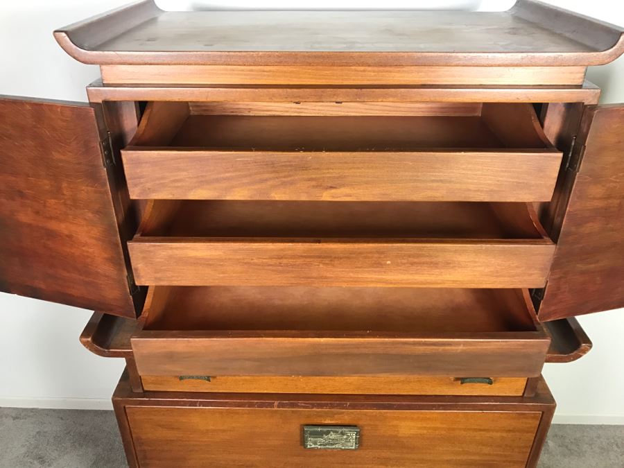 Stunning Mid-Century Chinoiserie Gentleman's Dresser Chest Of Drawers ...